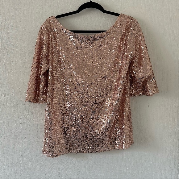 Vintage rose gold sequined top  Size Large Pit to pit 20"in Bust 40" - Picture 1 of 3